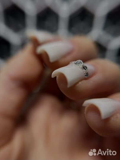 Маникюр Педикюр Брови