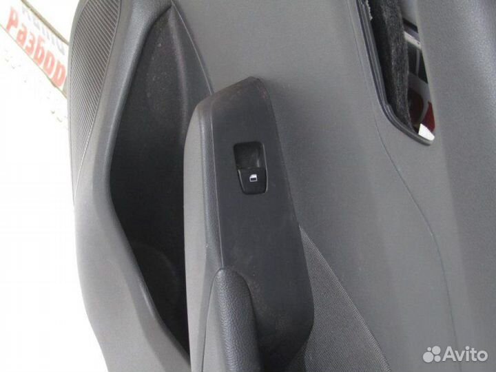 Кнопка стеклоподъемника задняя правая Hyundai