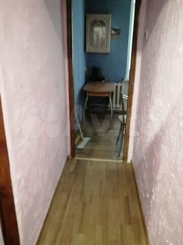 2-к. квартира, 40 м², 1/3 эт.