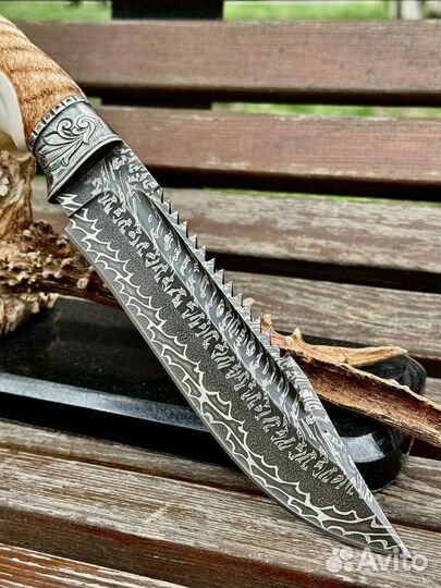 Нож тигр