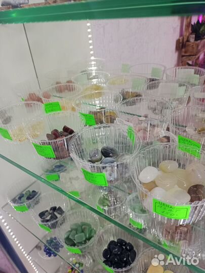 Натуральные камни, друзы, жеорды