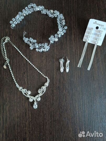 Свадебные аксессуары для волос