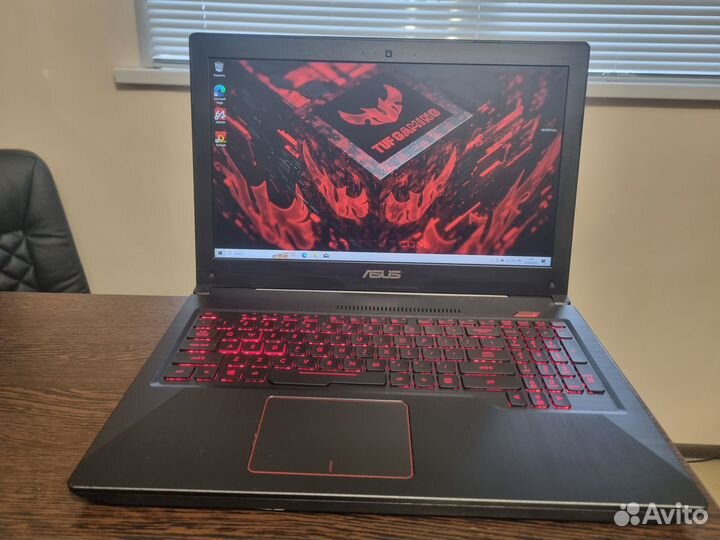 Игровой asus FX503VM (I5 / 8GB / GTX 1060 6GB)