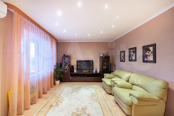 2-к. квартира, 67,4 м², 13/14 эт.