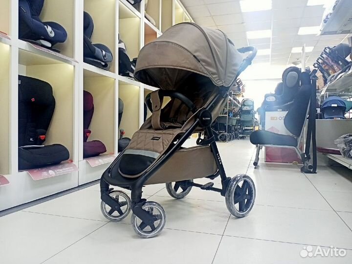 Коляска прогулочная Luxmom Libra Beige Black