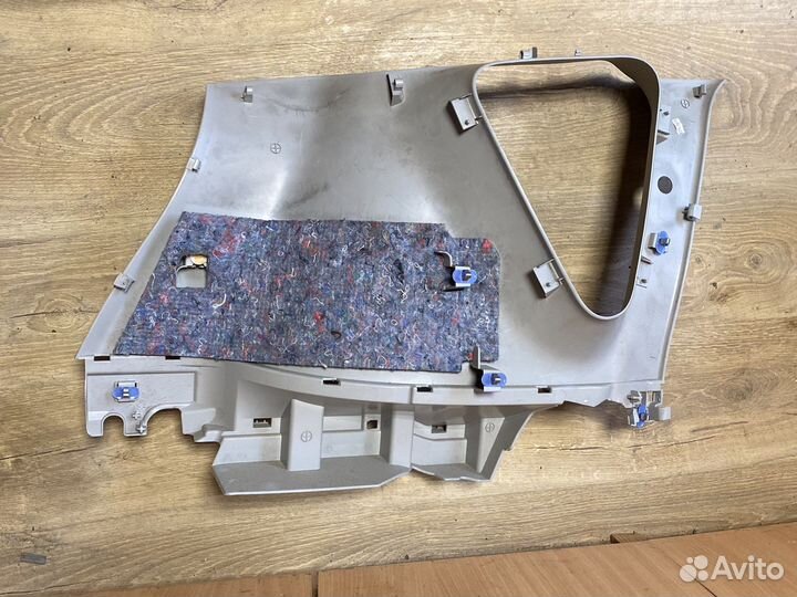 Renault scenic 3 обшивка багажника правая