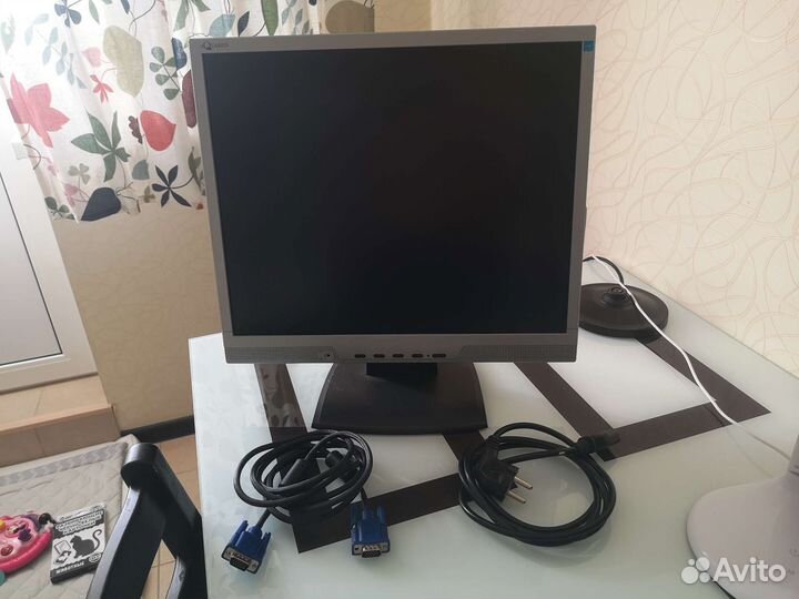 Монитор Aquarius TF1910A. 19 дюймов