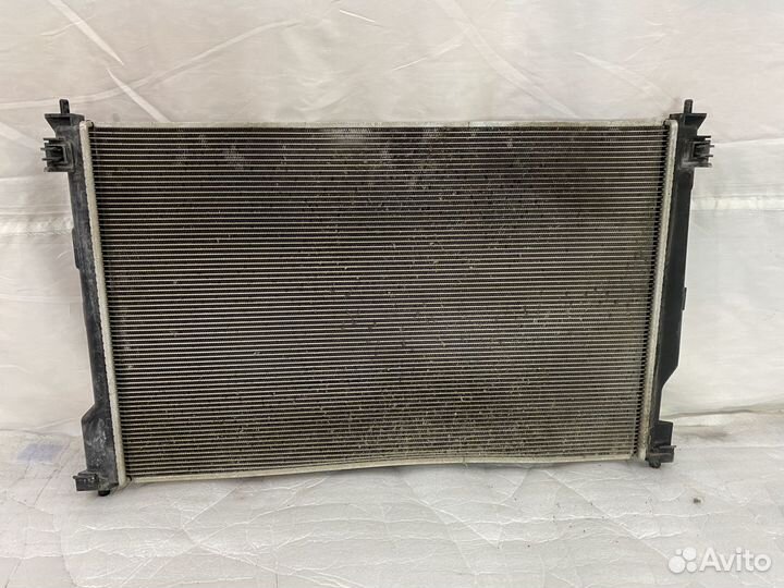 Радиатор охлаждения Toyota Rav4 XA50