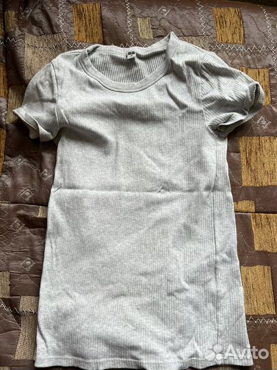 Футболка uniqlo xs