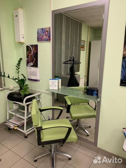 Парикмахерское кресло бу и зеркало (2комплекта)