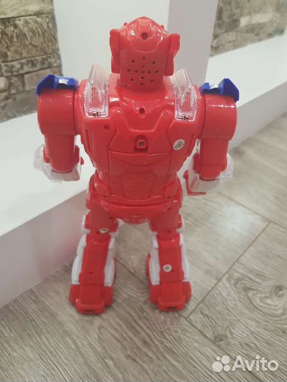 Робот трансформер