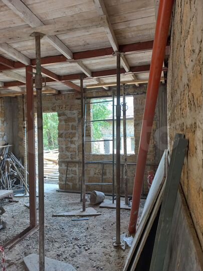 3-к. квартира, 100 м², 2/3 эт.