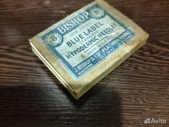 Антикварный набор иголок