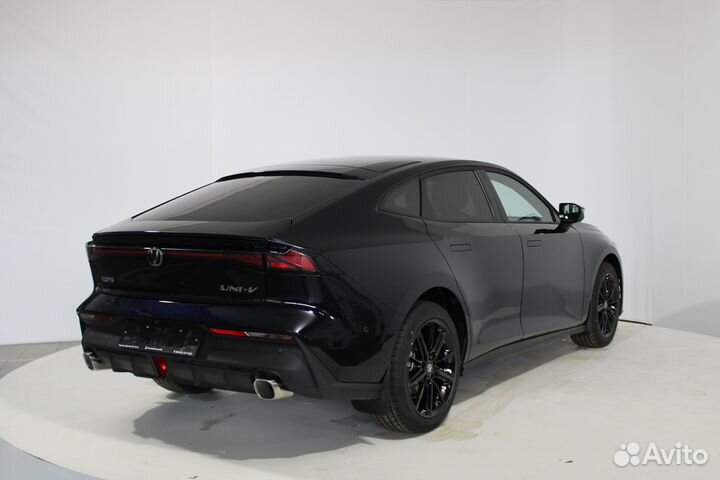 Changan UNI-V 1.5 AMT, 2023