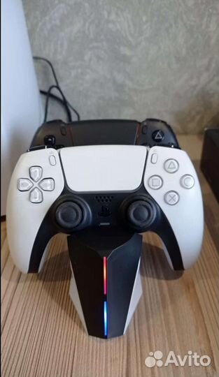 Зарядное для джойстиков PS5