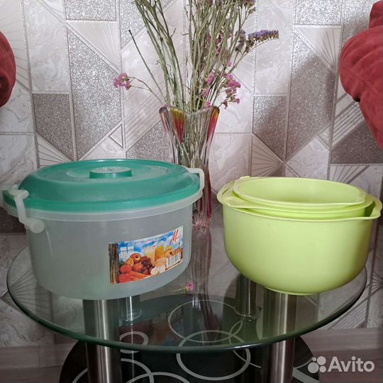 Набор посуды (контейнер 5 литров и чаши)
