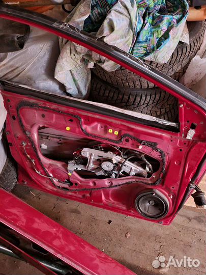 Двери левые в разбор Honda Civic 5D, Цивик