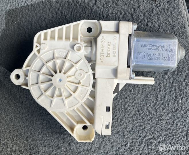 Моторчик стеклоподъемника audi A4