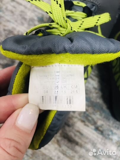 Лыжные ботинки