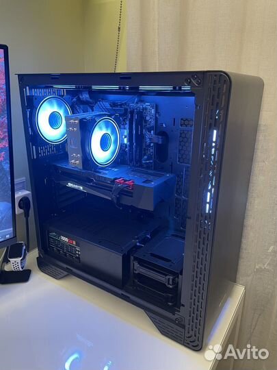 Корпус thermaltake S300 TG