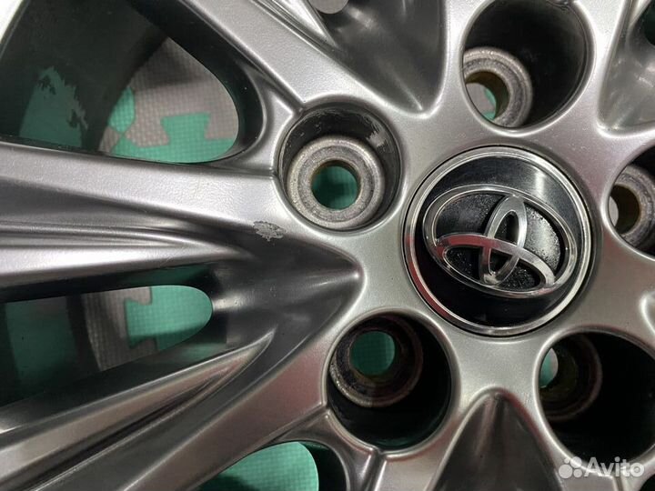 Комплект оригинальных дисков Toyota