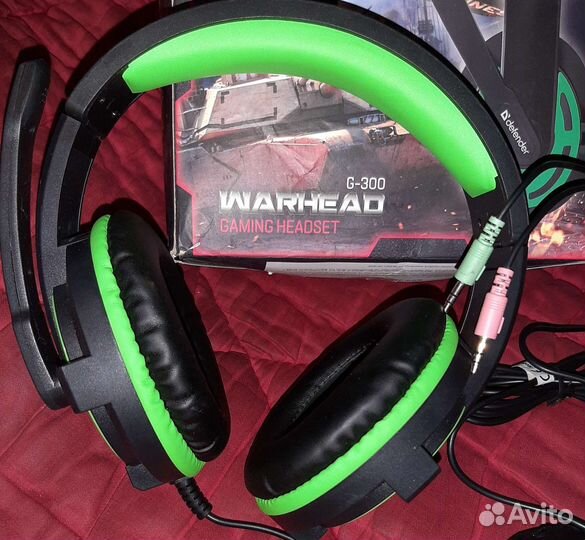 Наушники с микрофоном