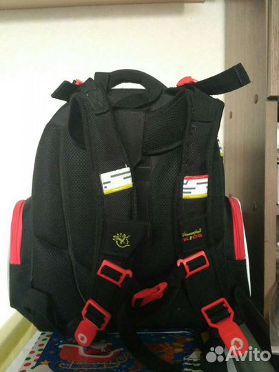 Рюкзак школьный