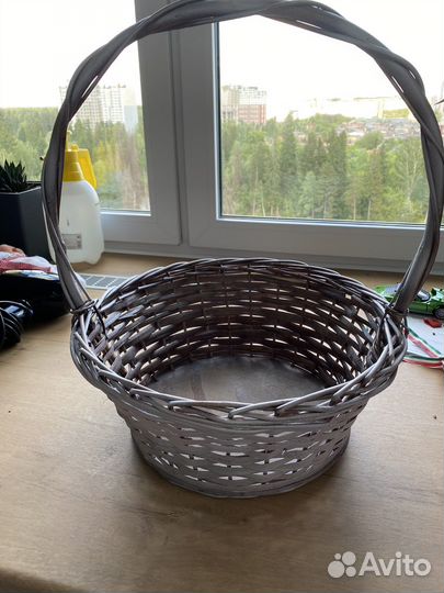 Корзина плетеная