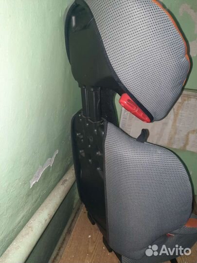 Детское автокресло