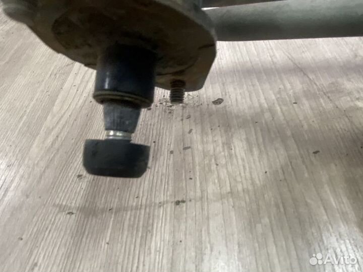 Трапеция стеклоочистителей Chevrolet Lanos с2004г