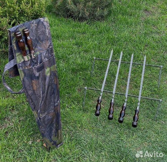 Набор шампуров в колчане с мангалом