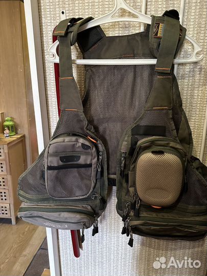 Жилет для рыбалки