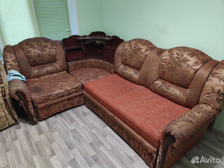 Угловой диван бу