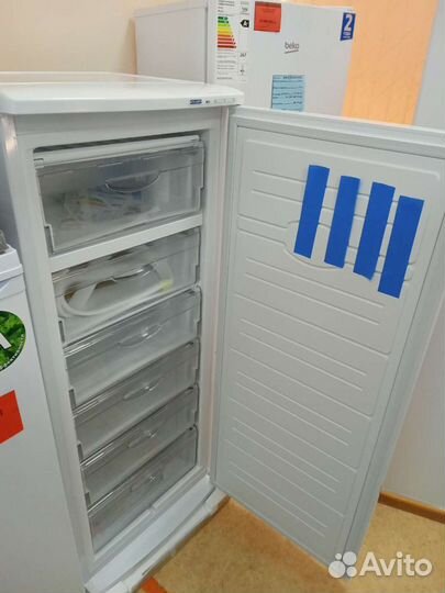 Морозильная камера Атлант М 7184-003 новая