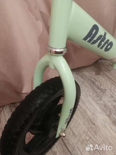 Детский беговел artro