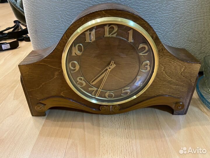 Настольные часы