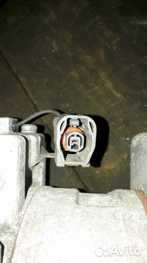 Z0004400A Компрессор кондиционера мазда 6 GH