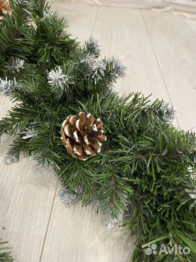 Еловая гирлянда литая