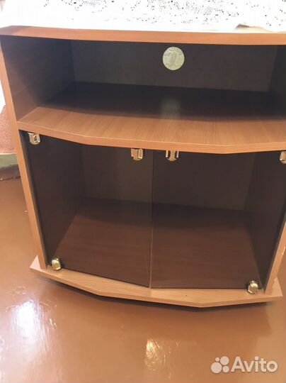 Тумба под телевизор