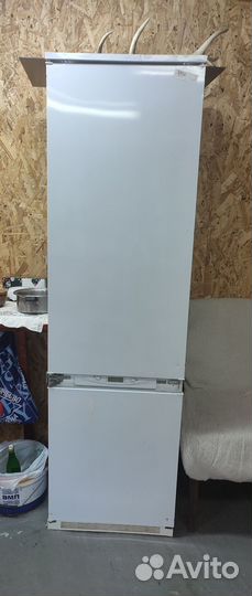 Холодильник бу Opera