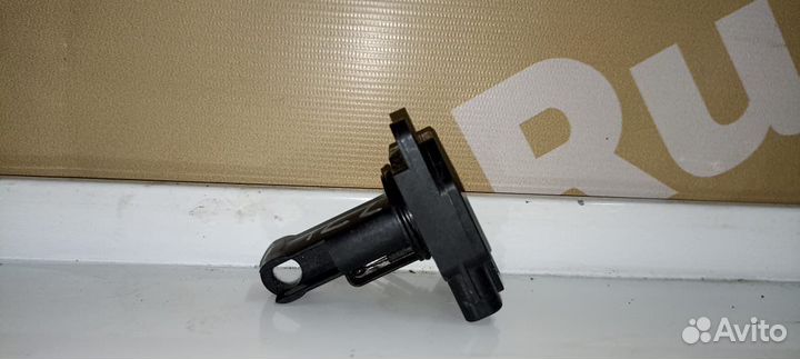 Датчик массового расхода воздуха Toyota Lexus