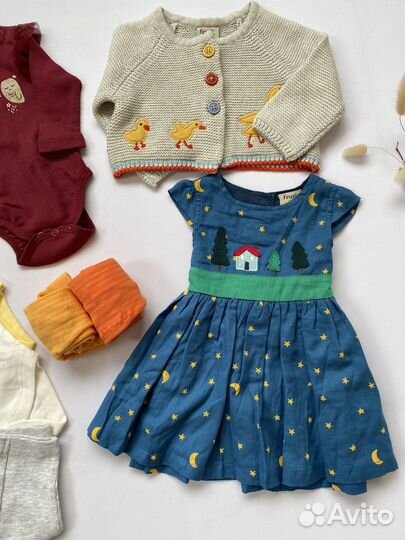 Очень красивый комплект одежды от 56 до 68 см
