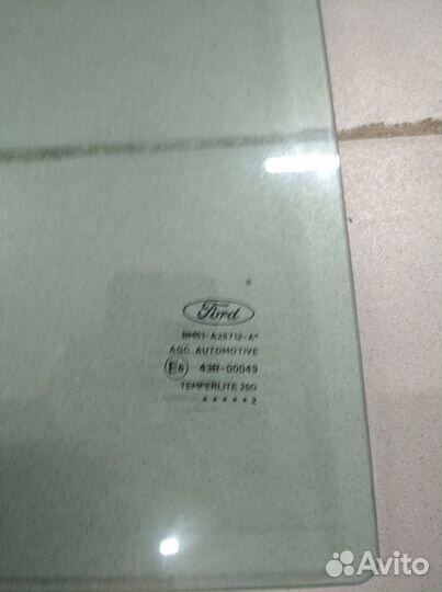 Стекло задней правой двери Ford Focus 3 седан