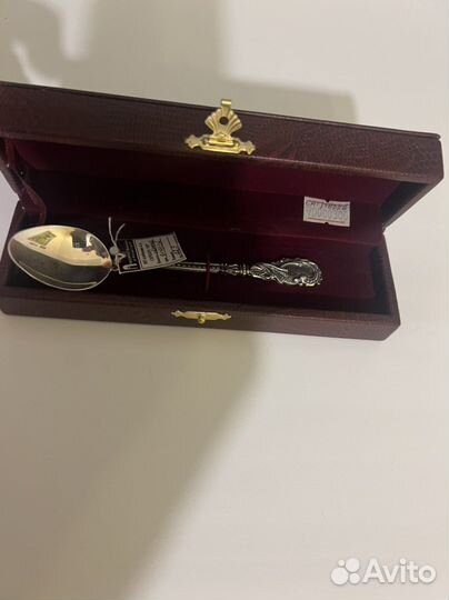 Серебренная чайная ложка