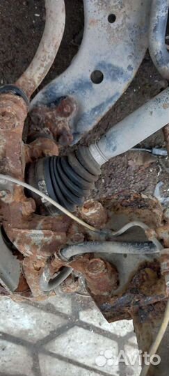 Поворотный кулак Toyota Corolla E15 150 Auris