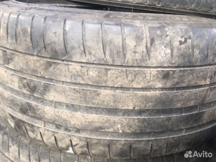 Michelin Pilot Sport 4 245/40 R18 97Y