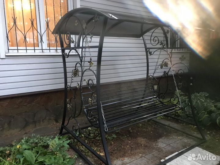 Садовые качели