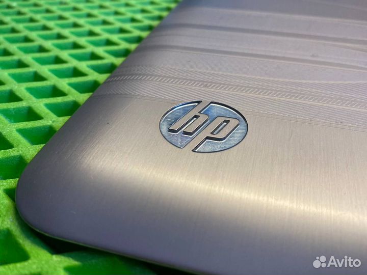 Крышка матрицы HP dv-6 3090er с подсветкой логотип