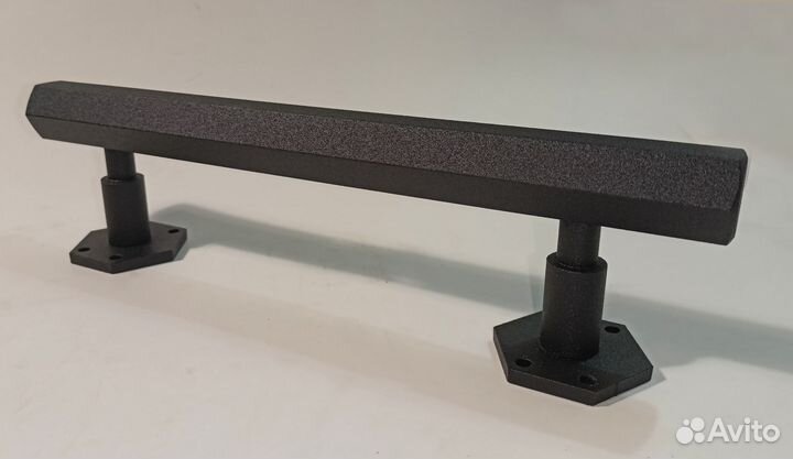 Ручка-скоба стальная. Модель 1