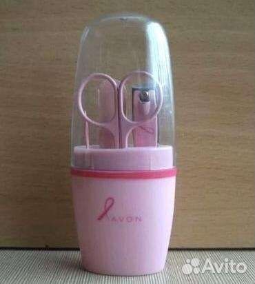 Кисти для макияжа, наборы для маникюра и пояс для